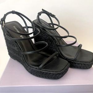 Madden Girl Hillarie Wedge